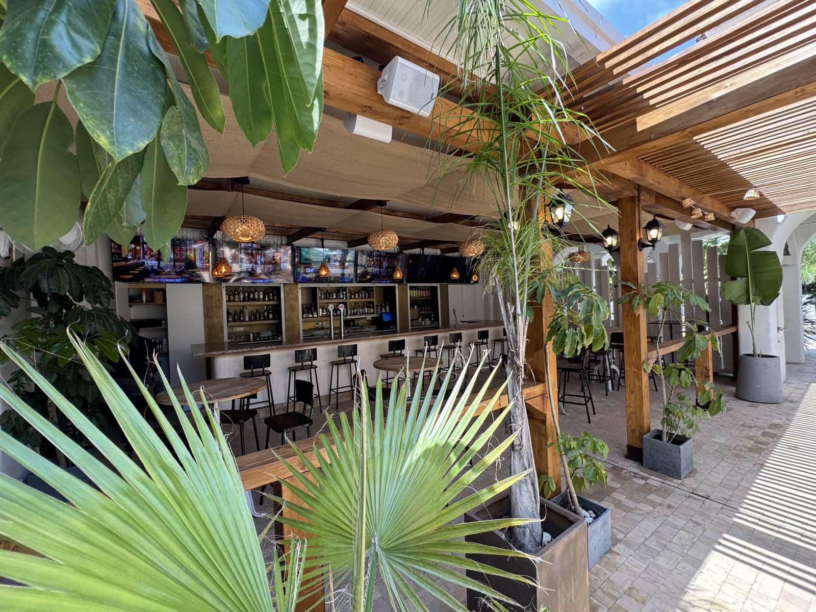 Commercieel te koop in Calahonda met garage - € 499.000 (Ref: 9701518)