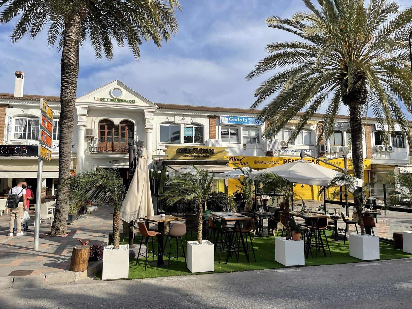 Commercial for sale in La Cala de Mijas with garage - € 950,000 (Ref: 9711894)