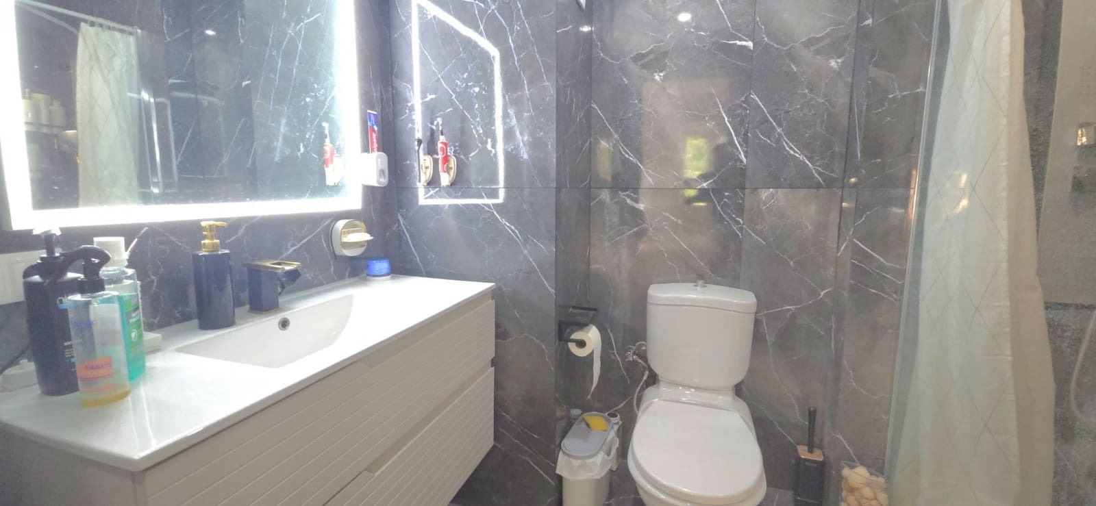 3 soverom Leilighet til salgs i Marbella med garasje - € 595 000 (Ref: 9711898)