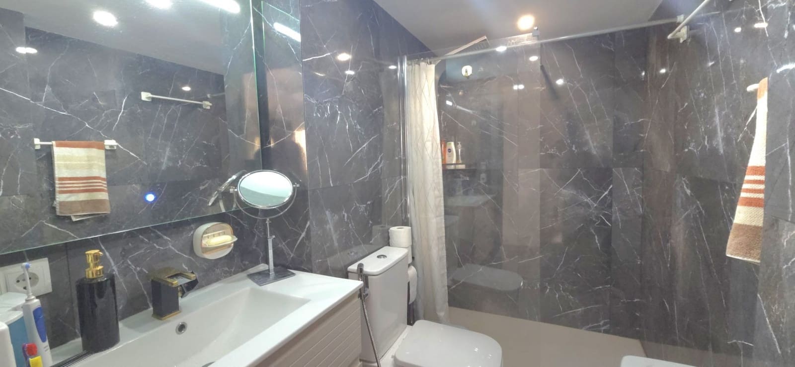 3 soverom Leilighet til salgs i Marbella med garasje - € 595 000 (Ref: 9711898)