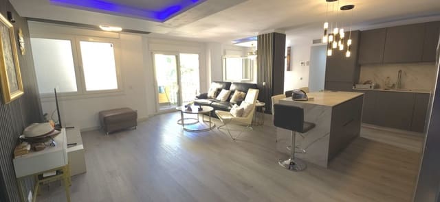 Apartamento de 3 habitaciones en Marbella en venta con garaje - 595.000 € (Ref: 9711898)
