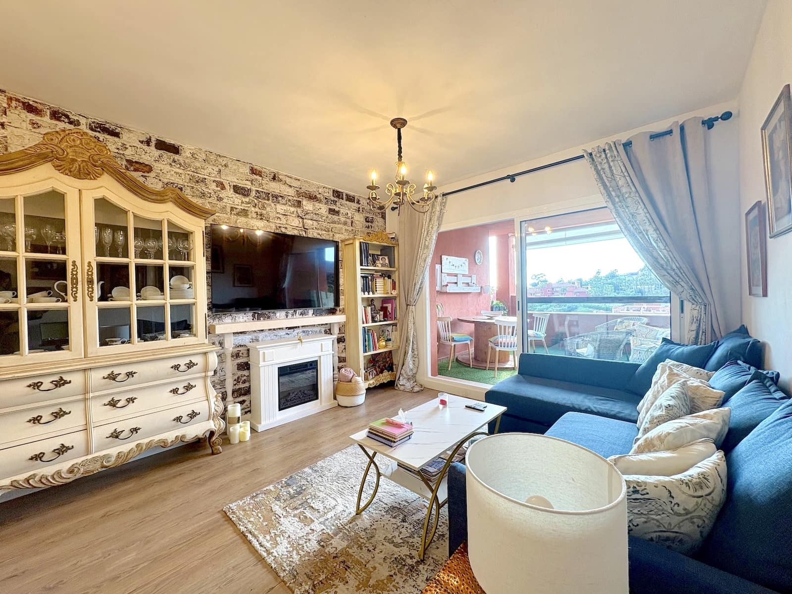 2 bedroom Apartment for sale in Marbella with pool garage - € 367,000 (Ref: 9719813)