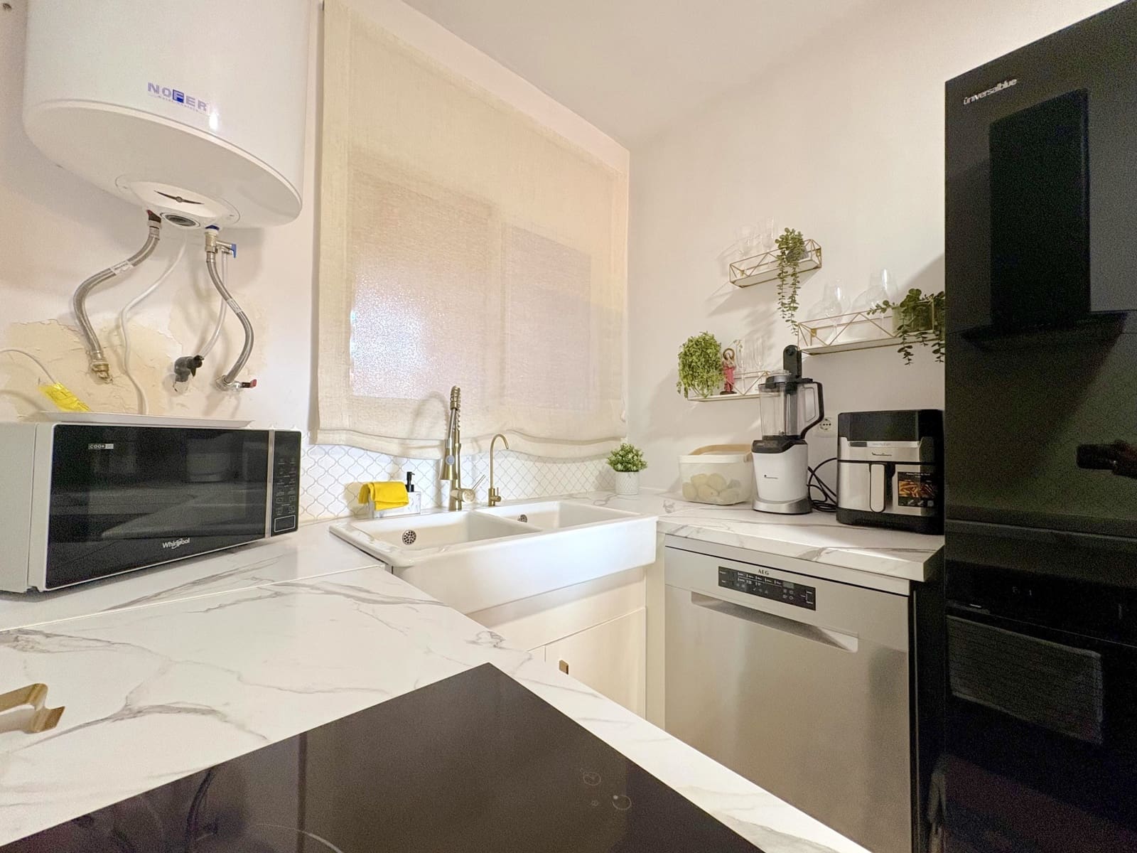 2 bedroom Apartment for sale in Marbella with pool garage - € 367,000 (Ref: 9719813)