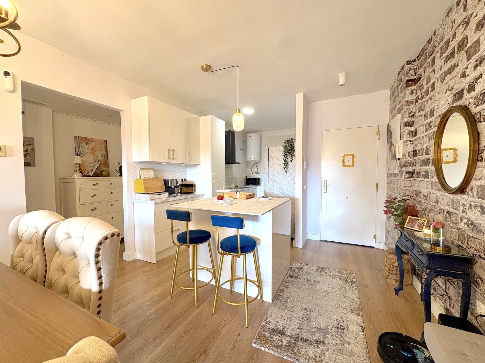 2 bedroom Apartment for sale in Marbella with pool garage - € 367,000 (Ref: 9719813)