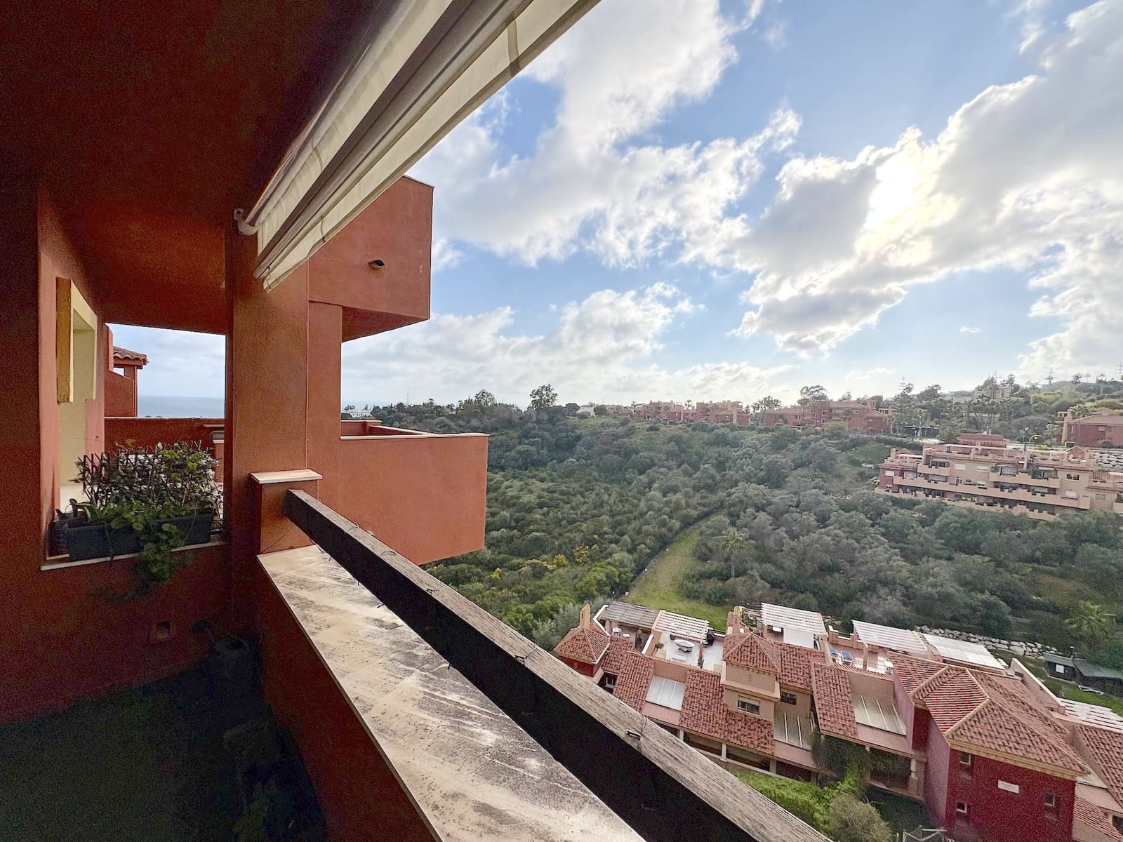 2 bedroom Apartment for sale in Marbella with pool garage - € 367,000 (Ref: 9719813)