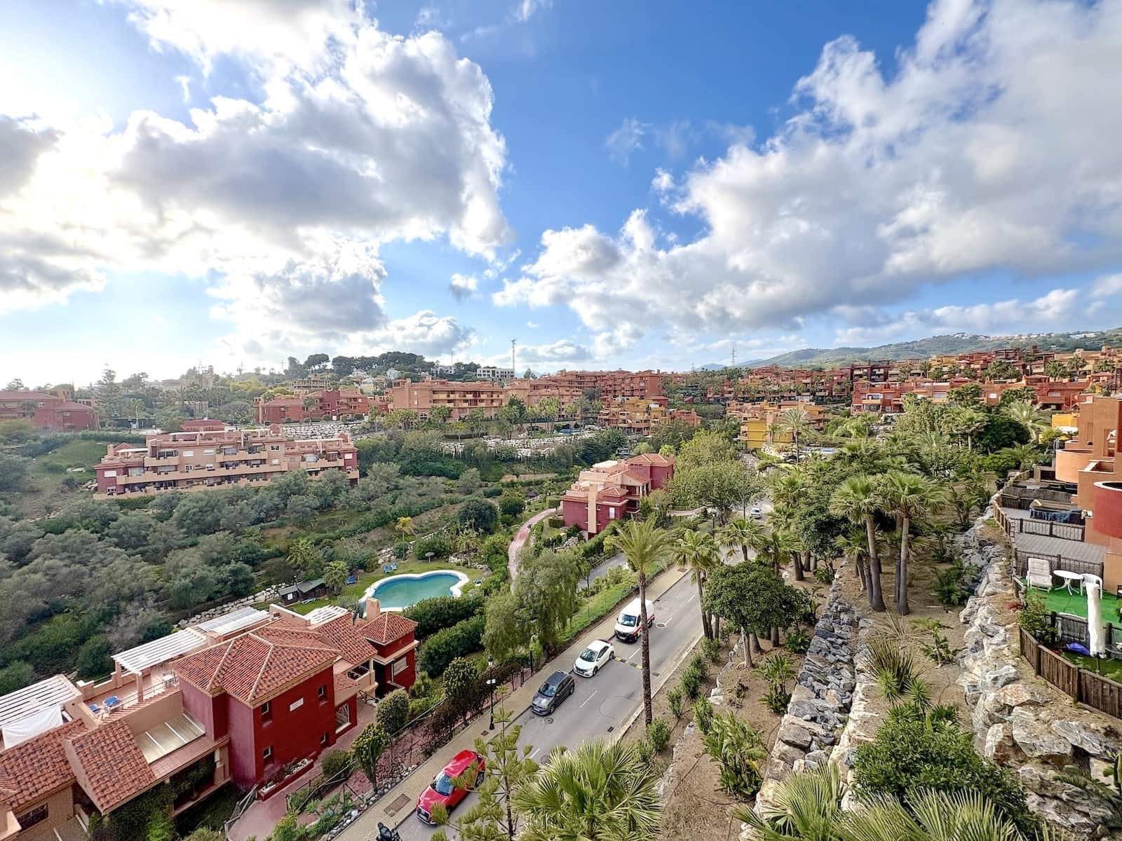 2 bedroom Apartment for sale in Marbella with pool garage - € 367,000 (Ref: 9719813)