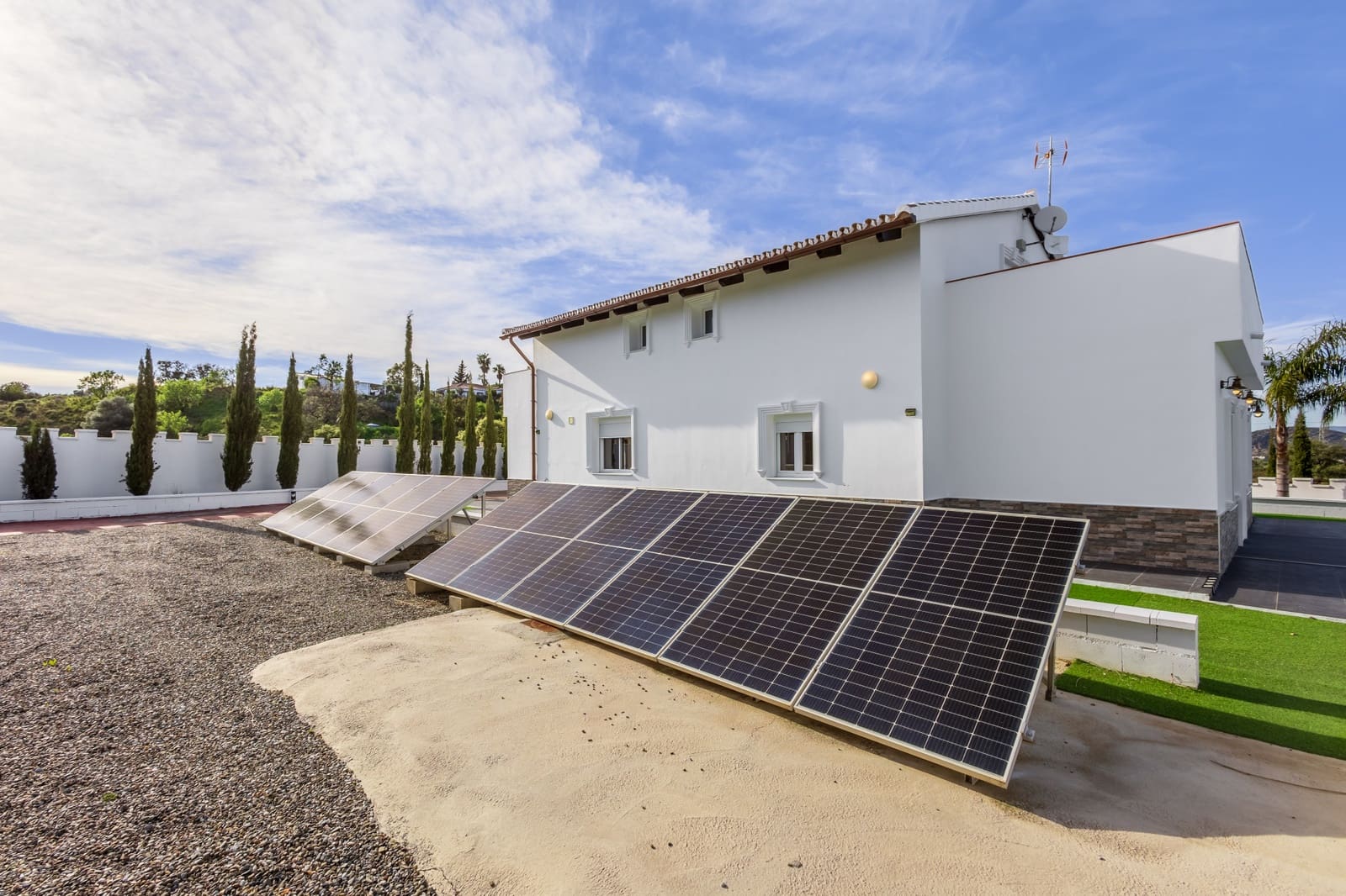 6 bedroom Finca/Country House for sale in Alhaurin el Grande with pool garage - € 755,000 (Ref: 9719814)