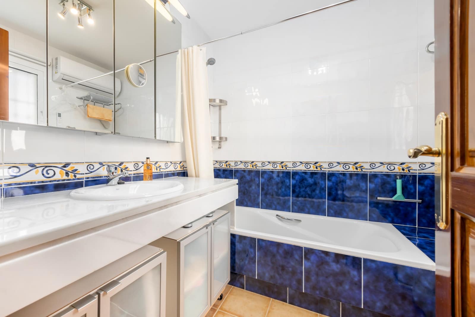 3 Zimmer Villa zu verkaufen in Coin mit Pool Garage - 725.000 € (Ref: 9719815)