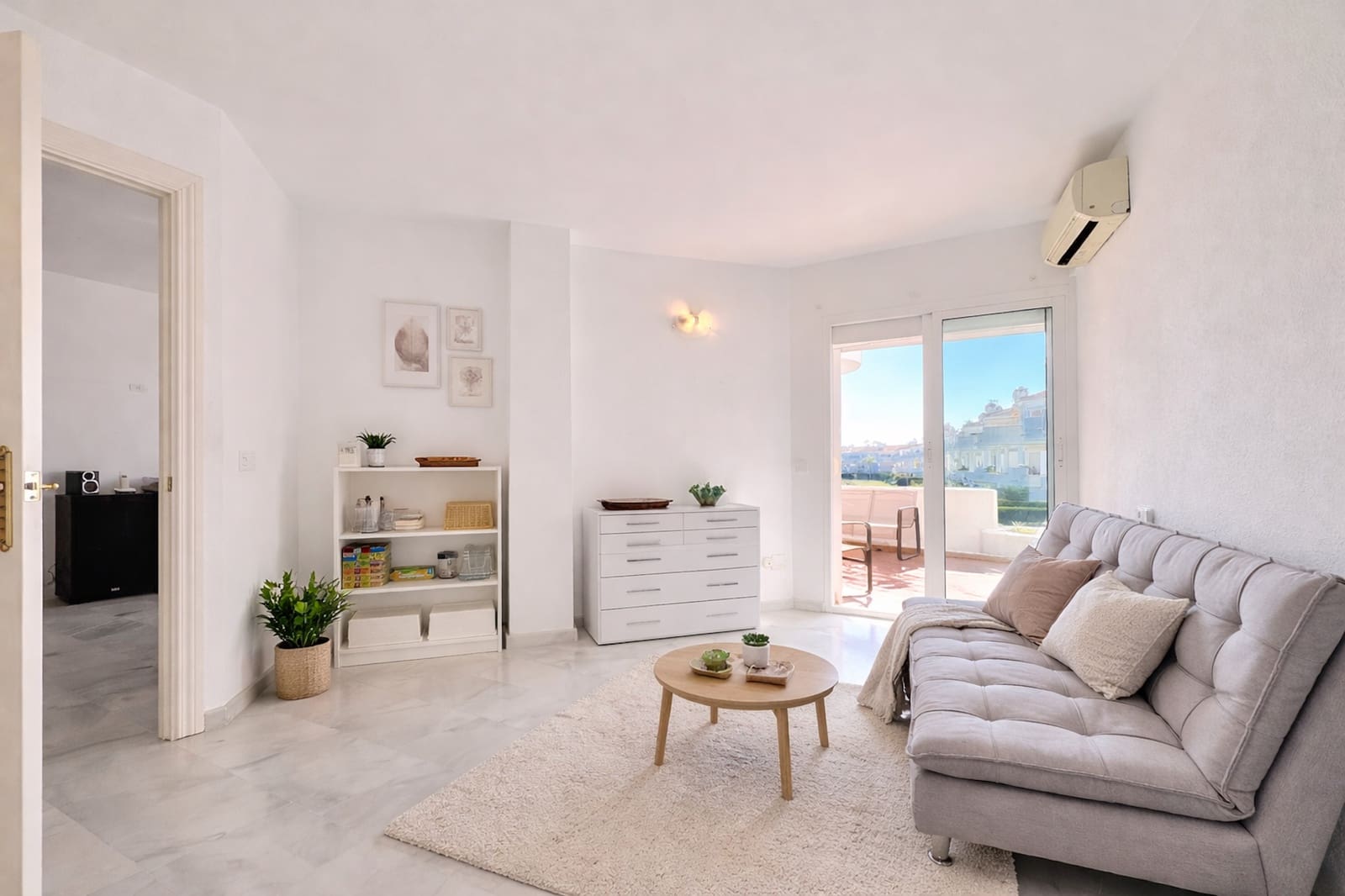 2 quarto Apartamento para venda em Mijas Costa com garagem - 299 000 € (Ref: 9721555)