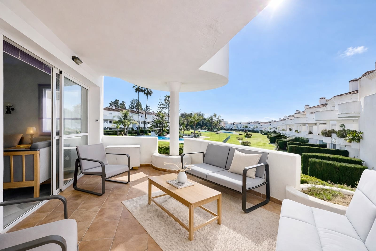 2 quarto Apartamento para venda em Mijas Costa com garagem - 299 000 € (Ref: 9721555)