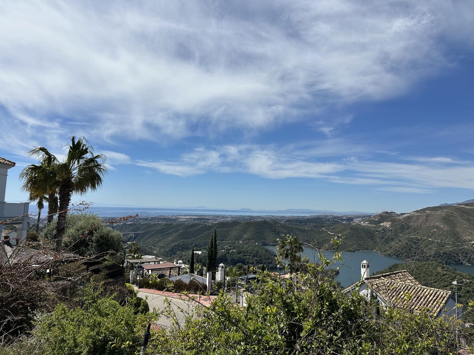 Chalet de 3 habitaciones en Istán en venta con piscina garaje - 415.000 € (Ref: 9721556)