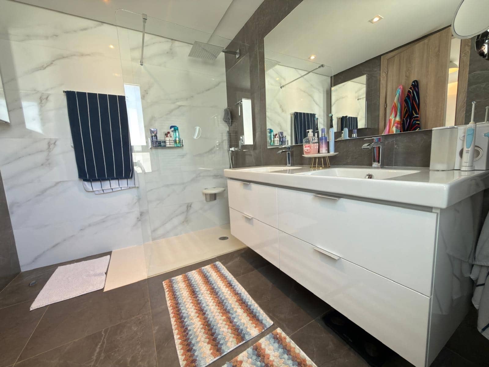 3 slaapkamer Appartement te koop in Sotogrande met zwembad garage - € 659.000 (Ref: 9726573)