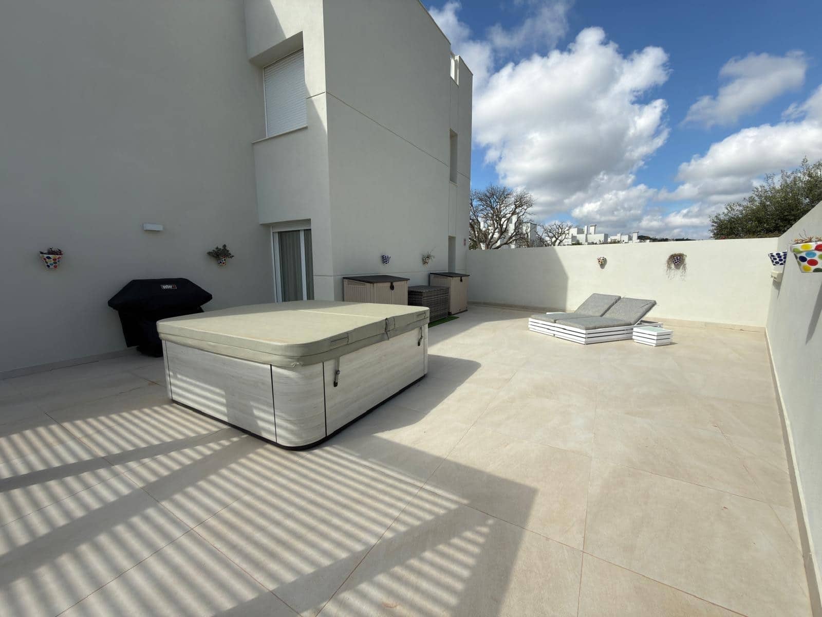 3 slaapkamer Appartement te koop in Sotogrande met zwembad garage - € 659.000 (Ref: 9726573)