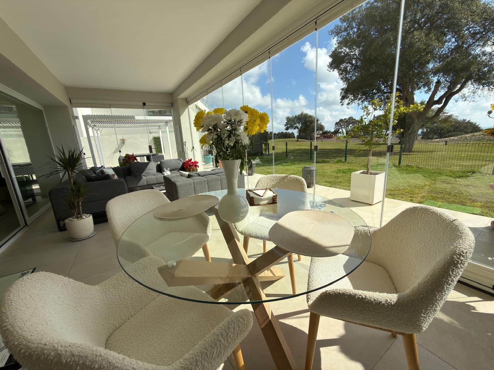 3 slaapkamer Appartement te koop in Sotogrande met zwembad garage - € 659.000 (Ref: 9726573)