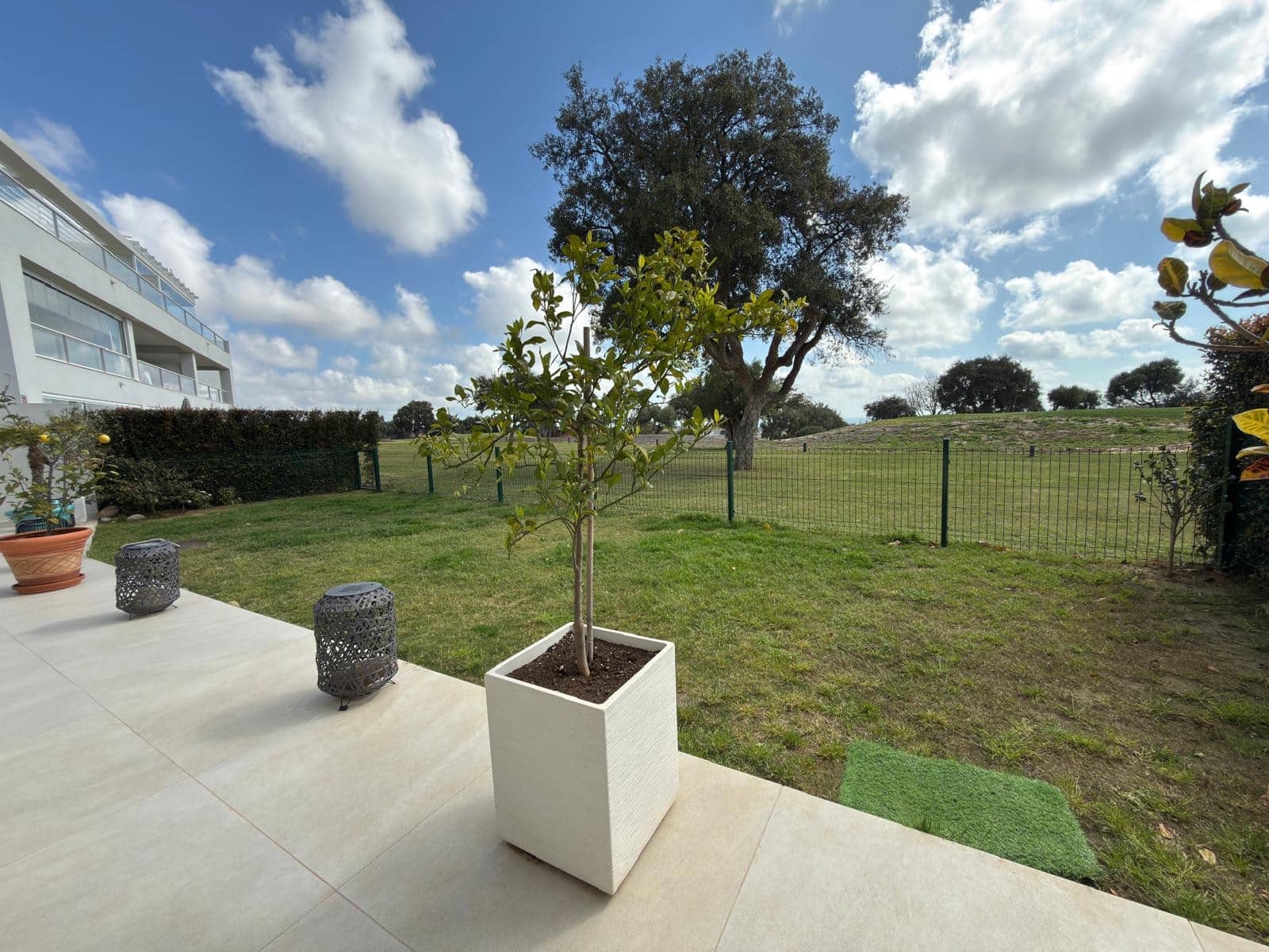 3 slaapkamer Appartement te koop in Sotogrande met zwembad garage - € 659.000 (Ref: 9726573)