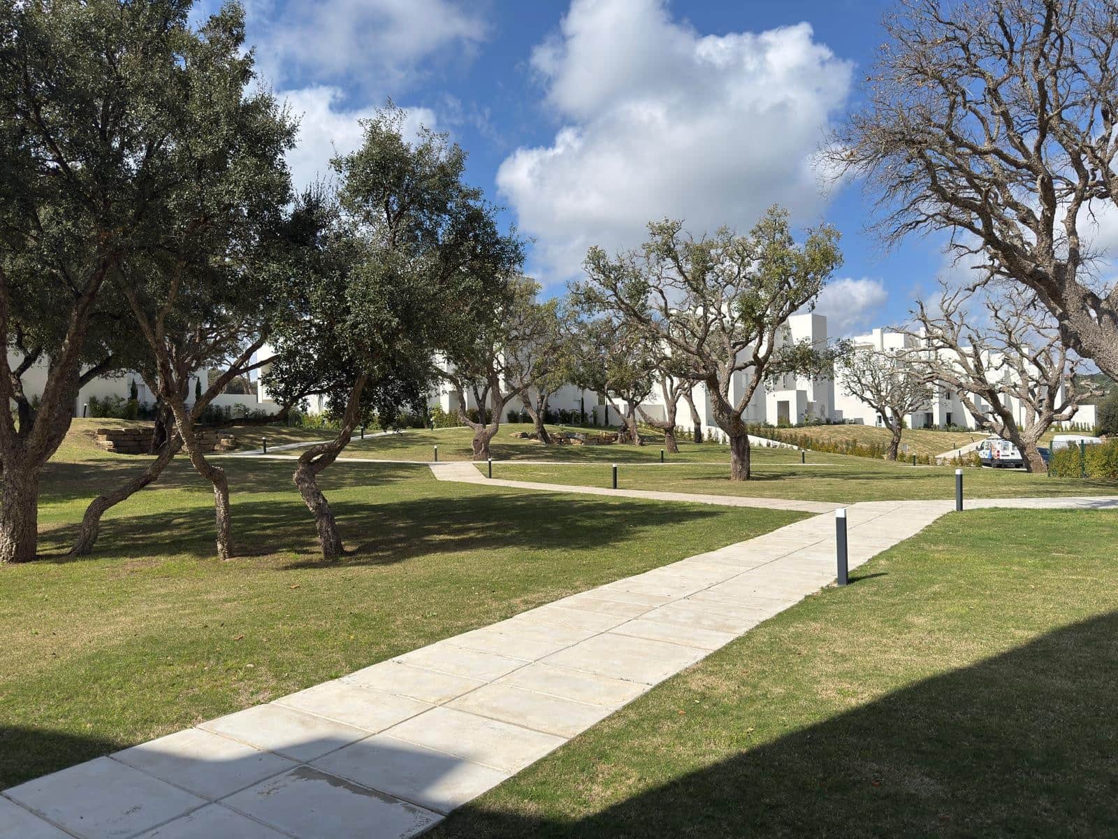 3 slaapkamer Appartement te koop in Sotogrande met zwembad garage - € 659.000 (Ref: 9726573)