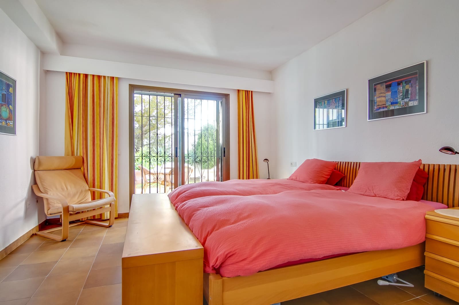 3 chambre Villa/Maison à vendre à Istan avec piscine - 650 000 € (Ref: 9729339)