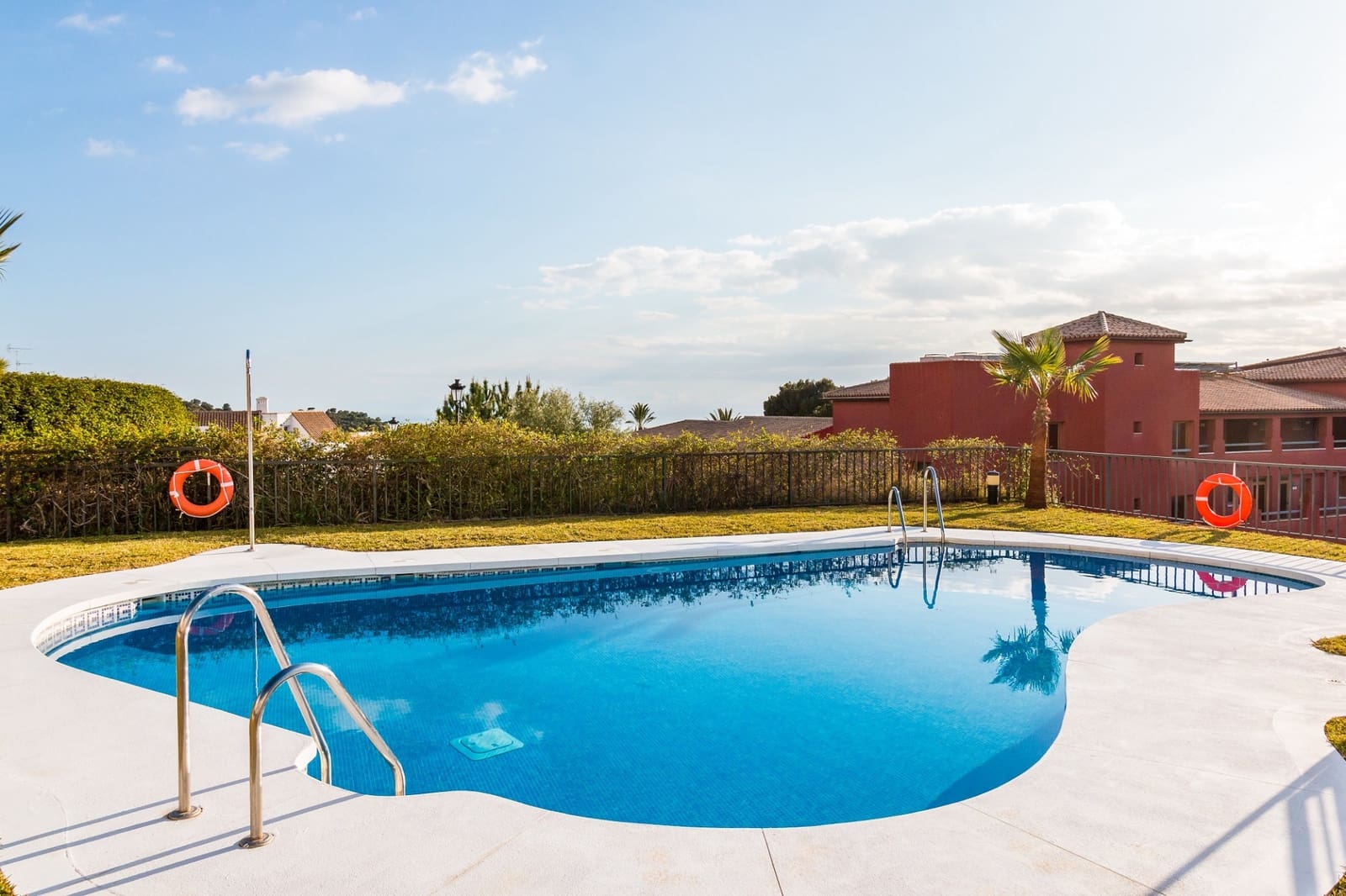 3 chambre Villa/Maison à vendre à Istan avec piscine - 650 000 € (Ref: 9729339)