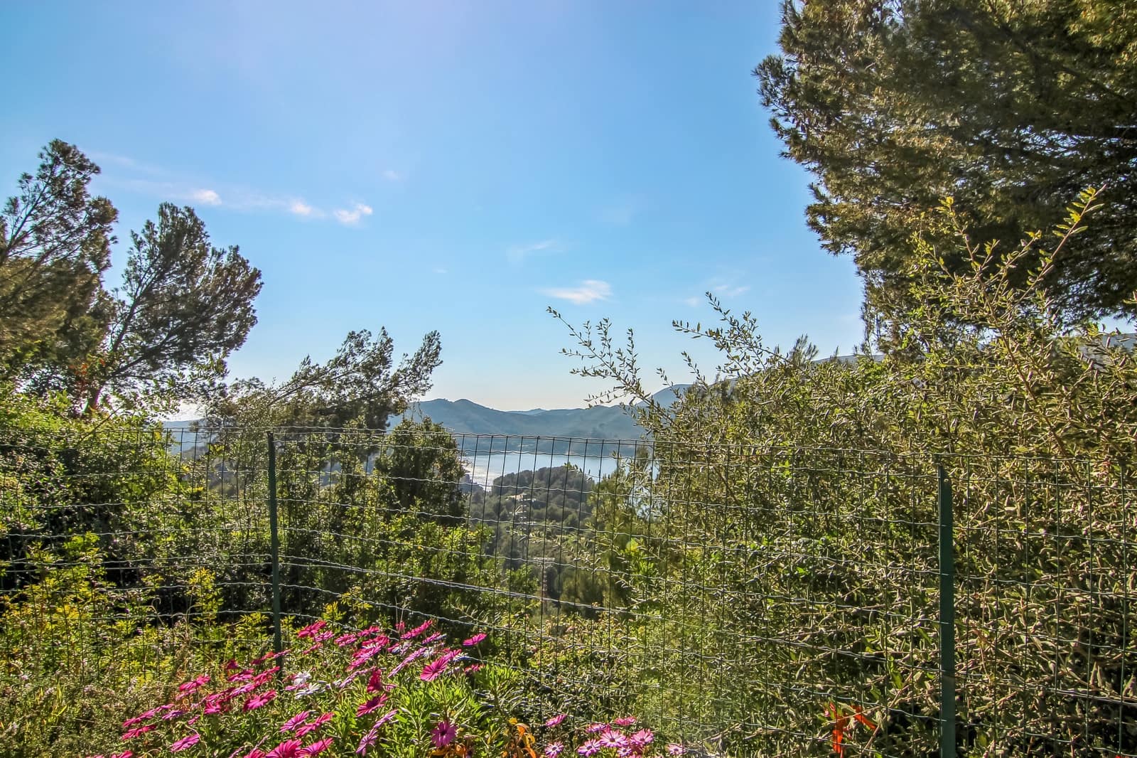 3 chambre Villa/Maison à vendre à Istan avec piscine - 650 000 € (Ref: 9729339)