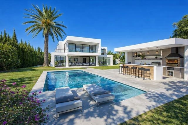 6 Zimmer Villa zu verkaufen in Nueva Atalaya, Estepona mit Pool Garage - 2.200.000 € (Ref: 9729340)