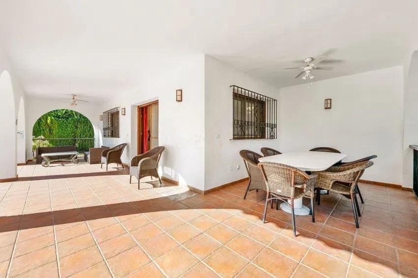 5 chambre Villa/Maison à vendre à Atalaya-Isdabe avec piscine garage - 1 330 000 € (Ref: 9729340)