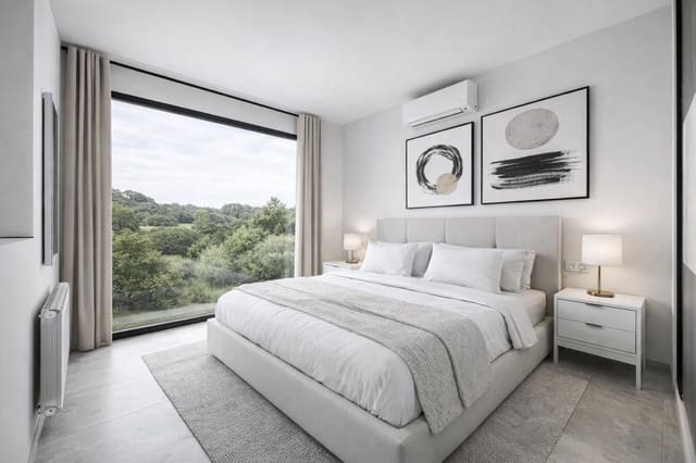6 soverom Villa til salgs i Nueva Atalaya, Estepona med svømmebasseng garasje - € 2 150 000 (Ref: 9729340)