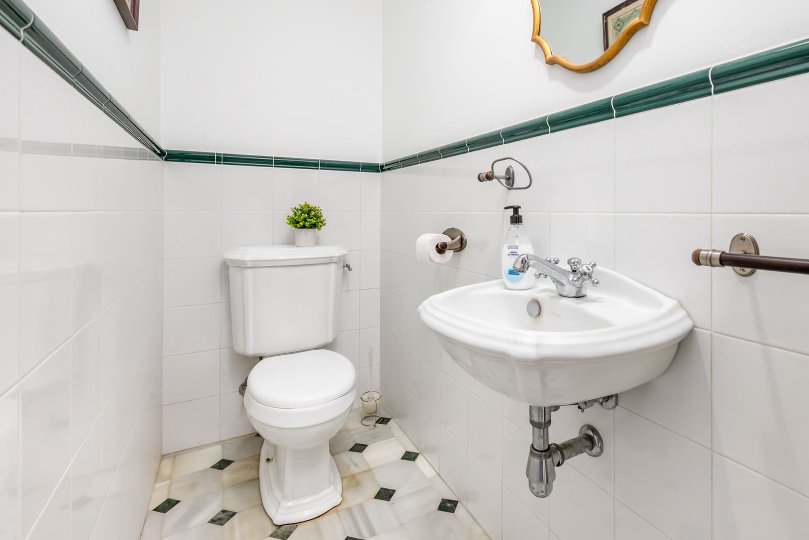 7 soverom Villa til salgs i Alhaurin el Grande med garasje - € 2 200 000 (Ref: 9732205)