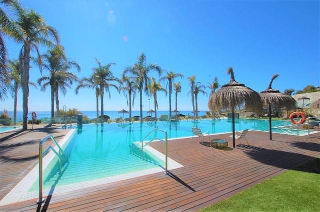 2 soveværelse Lejlighed til salg i Mijas Costa, Mijas med swimmingpool garage - € 649.000 (Ref: 9735662)