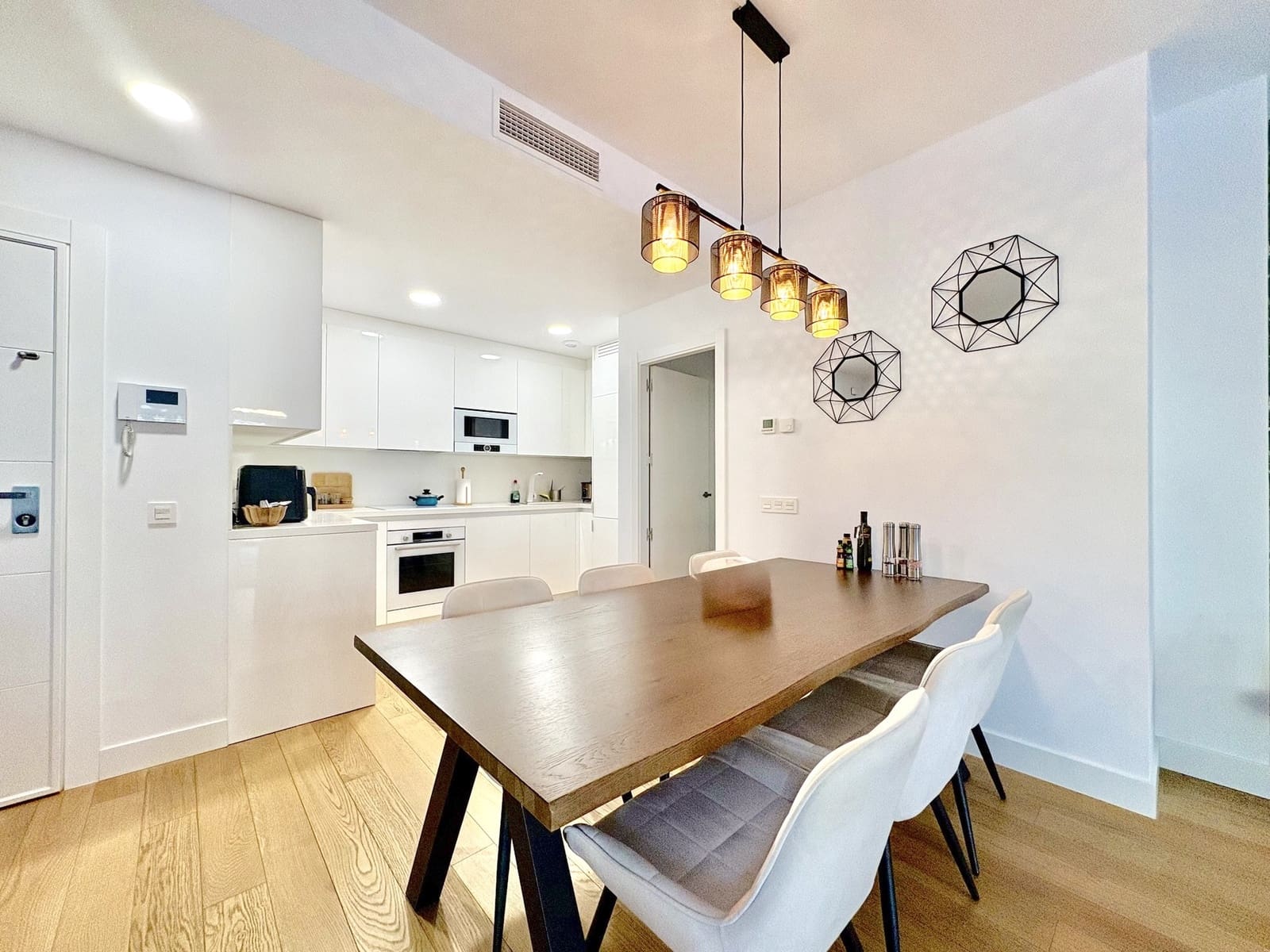 2 sypialnia Apartament na sprzedaż w Mijas Costa z basenem garażem - 649 000 € (Ref: 9735662)