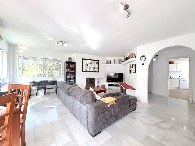 3 makuuhuone Kattohuoneisto myytävänä paikassa Mijas Costa, Mijas mukana uima-altaan - 395 000 € (Ref: 9738637)