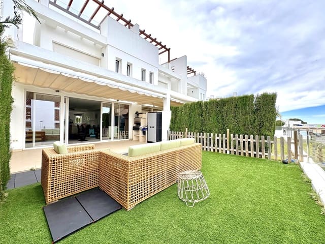 Casa de 4 habitaciones en Calahonda, Mijas en venta con piscina garaje - 875.000 € (Ref: 9741824)