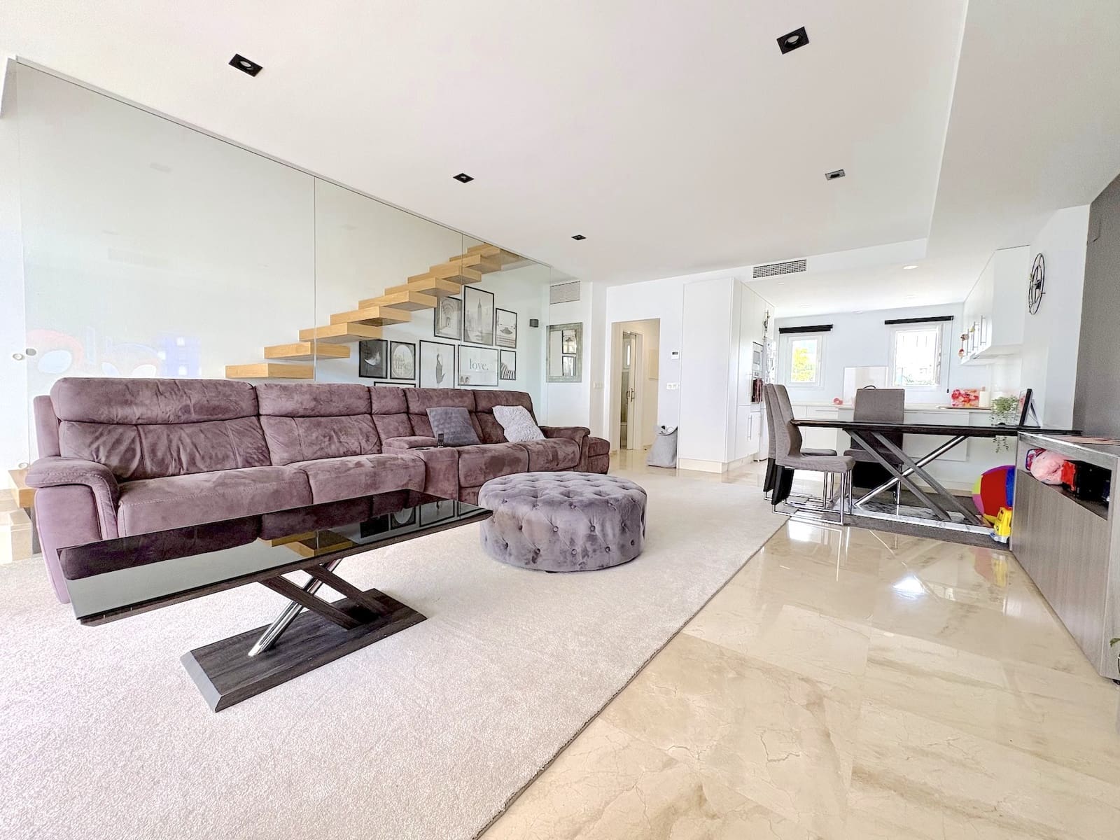 Casa de 4 habitaciones en Calahonda en venta con piscina garaje - 875.000 € (Ref: 9741824)