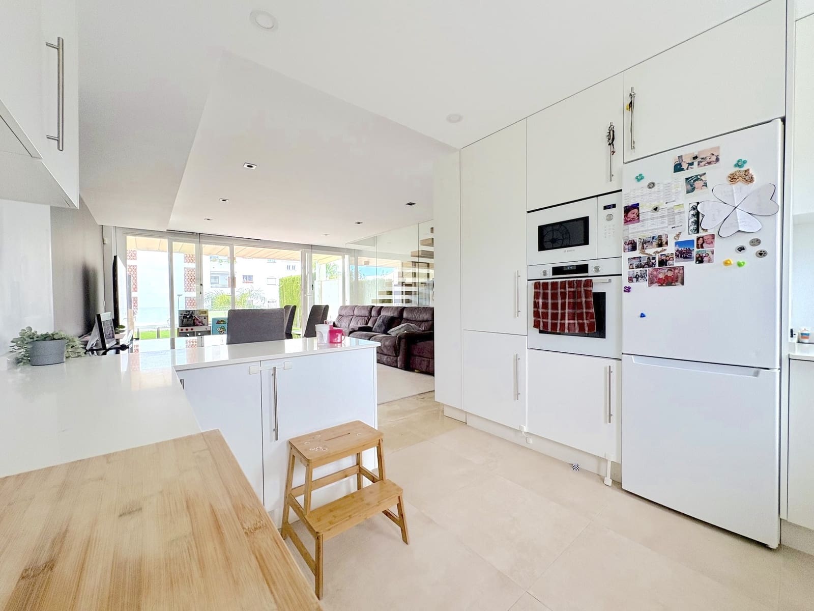 Casa de 4 habitaciones en Calahonda en venta con piscina garaje - 875.000 € (Ref: 9741824)