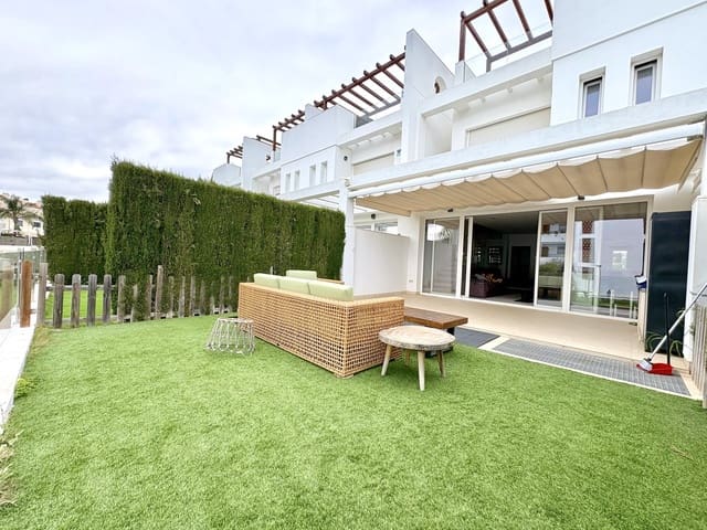 Casa de 4 habitaciones en Calahonda, Mijas en venta con piscina garaje - 875.000 € (Ref: 9741824)