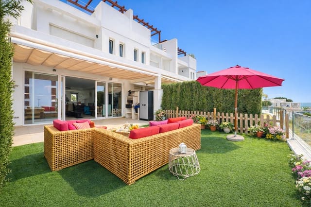 4 sypialnia Dom na sprzedaż w Calahonda, Mijas z basenem garażem - 875 000 € (Ref: 9741824)