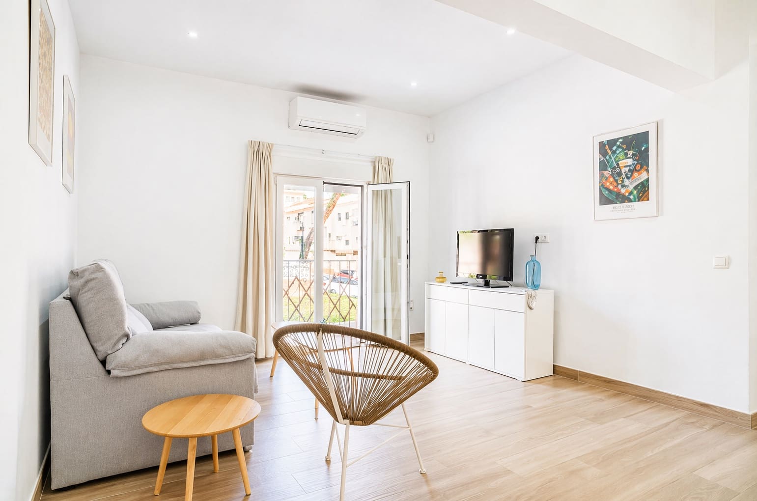 2 bedroom Apartment for sale in Malaga city with garage - € 280,000 (Ref: 9748093)