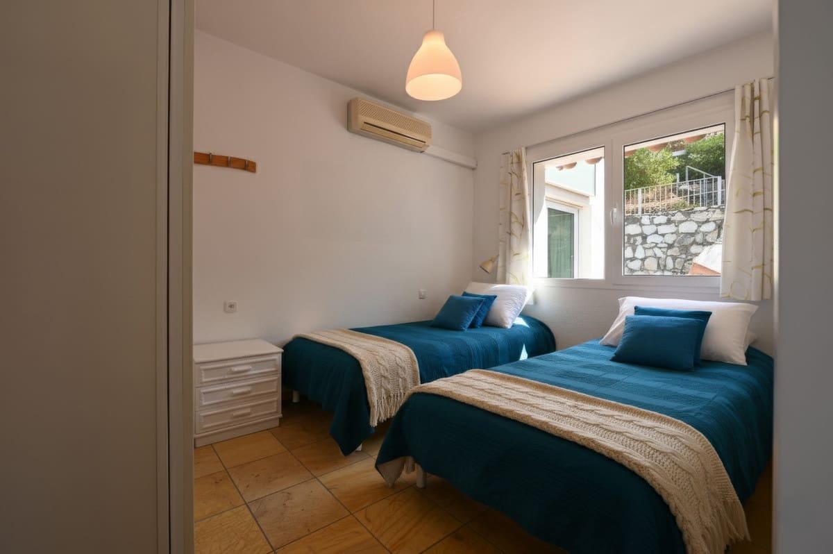 3 soveværelse Villa til salg i Mijas Costa med swimmingpool garage - € 675.000 (Ref: 9752116)