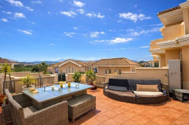 5 sovrum Hus till salu i Manilva med pool garage - 410 000 € (Ref: 9758866)