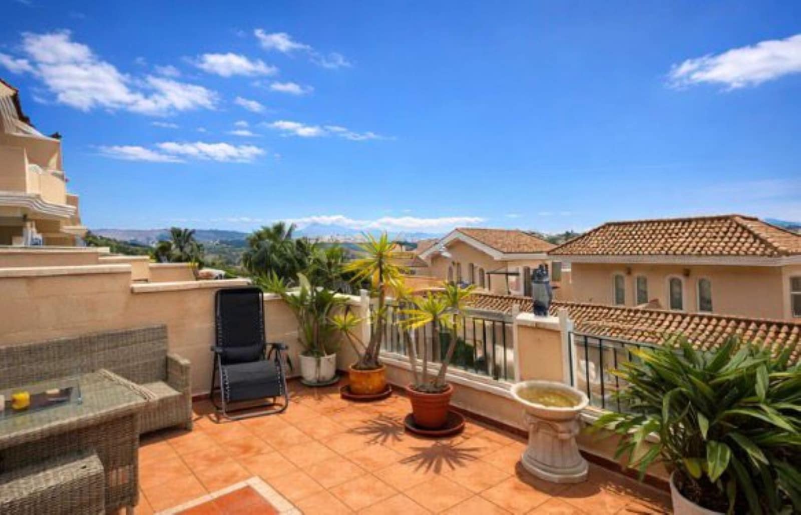 5 sovrum Hus till salu i Manilva med pool garage - 410 000 € (Ref: 9758866)