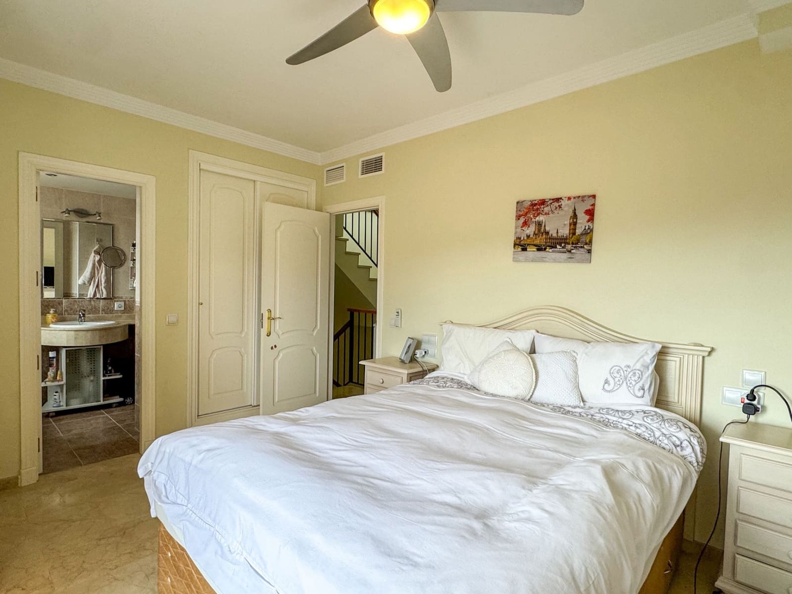 5 sovrum Hus till salu i Manilva med pool garage - 410 000 € (Ref: 9758866)