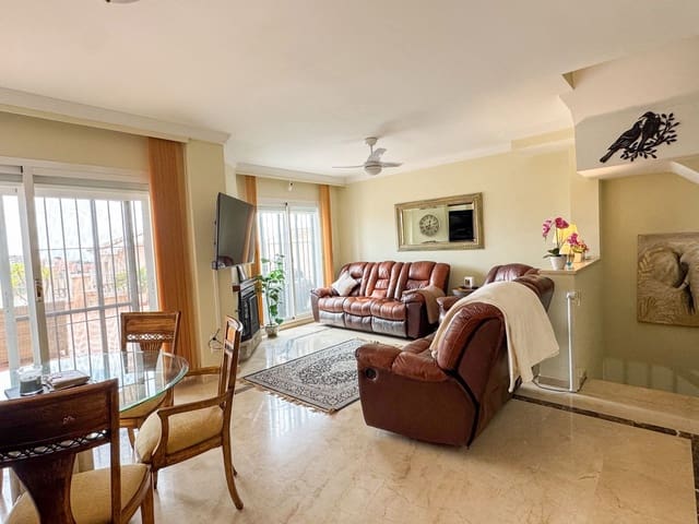 5 sovrum Hus till salu i Manilva med pool garage - 410 000 € (Ref: 9758866)