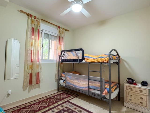 5 sovrum Hus till salu i Manilva med pool garage - 410 000 € (Ref: 9758866)