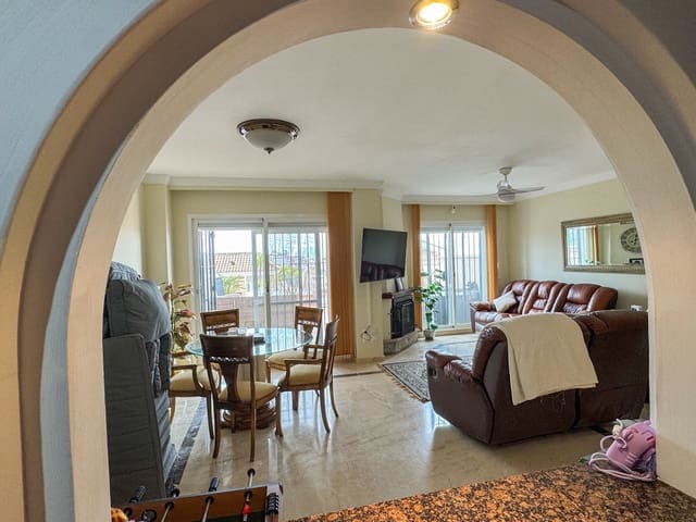 5 sovrum Hus till salu i Manilva med pool garage - 410 000 € (Ref: 9758866)