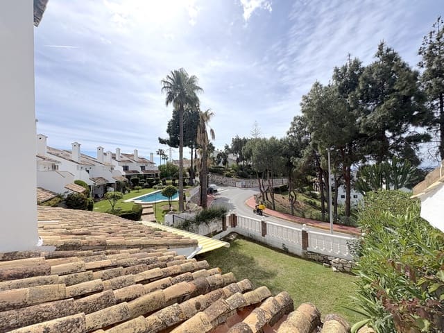 3 makuuhuone Omakotitalo myytävänä paikassa Calahonda, Mijas mukana uima-altaan 
autotalli - 795 000 € (Ref: 9770718)