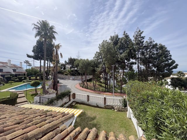 3 makuuhuone Omakotitalo myytävänä paikassa Calahonda, Mijas mukana uima-altaan 
autotalli - 795 000 € (Ref: 9770718)