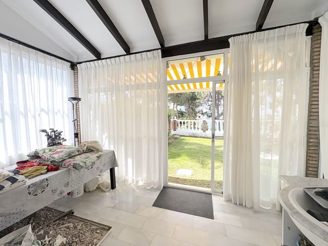 3 soverom Hus til salgs i Calahonda, Mijas med svømmebasseng garasje - € 795 000 (Ref: 9770718)