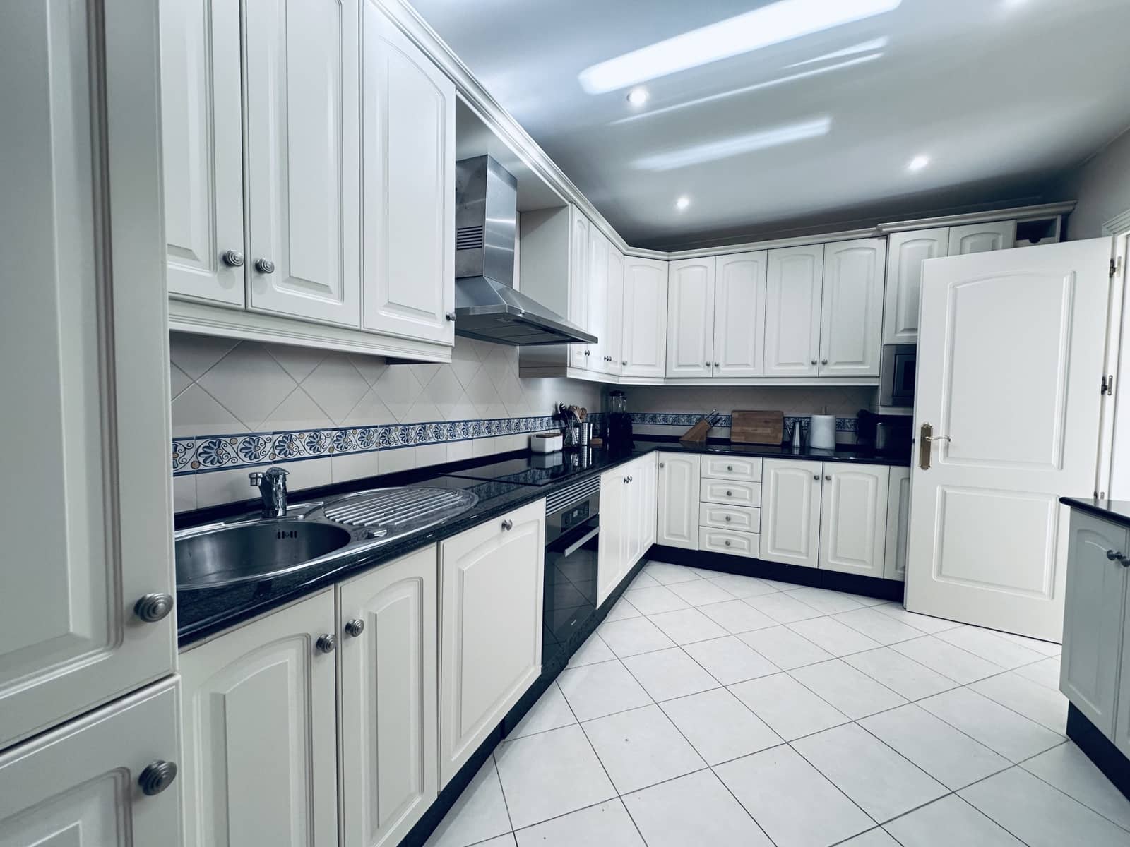 3 camera da letto Appartamento in vendita in Marbella con piscina garage - 575.000 € (Rif: 9778250)