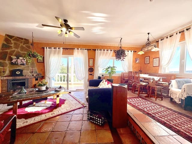 5 quarto Moradia para venda em La Cala de Mijas, Mijas com piscina - 900 000 € (Ref: 9780669)