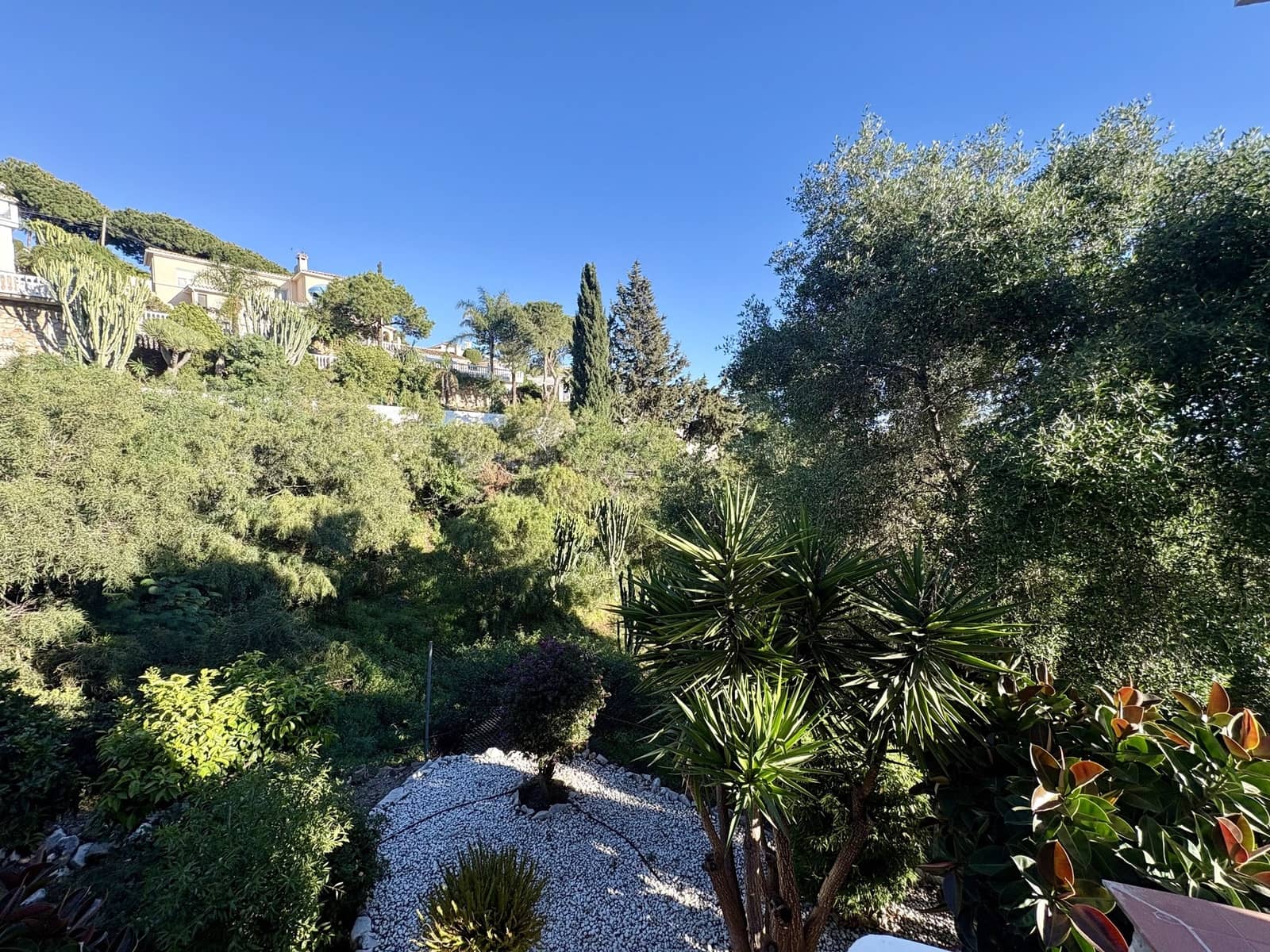 5 soveværelse Villa til salg i La Cala de Mijas med swimmingpool - € 900.000 (Ref: 9780669)