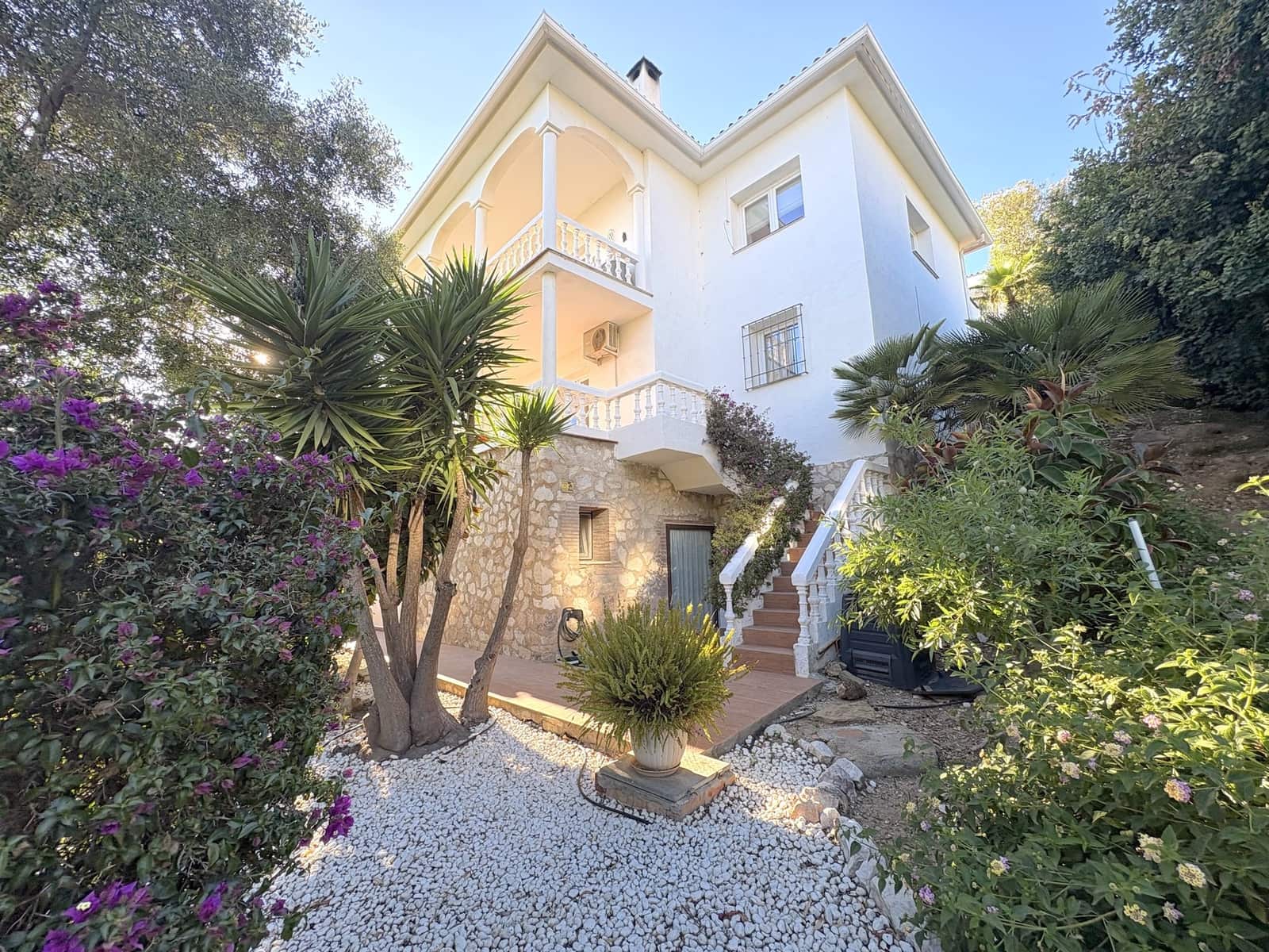 5 soveværelse Villa til salg i La Cala de Mijas med swimmingpool - € 900.000 (Ref: 9780669)